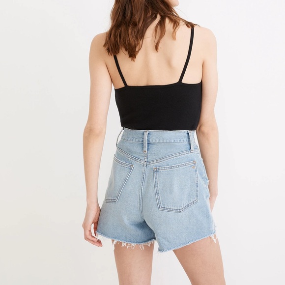 🔸Host Pick🔸Madewell | The momjean denim shorts - Picture 4 of 10